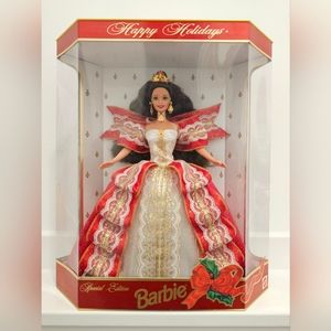 *NEW IN BOX* 1997 Happy Holidays Special Edition Barbie